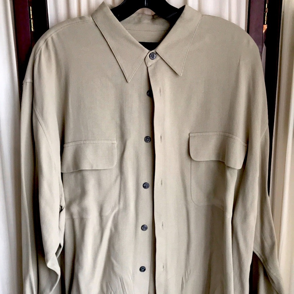 J. Ferrar 100% silk shirt Sz L
